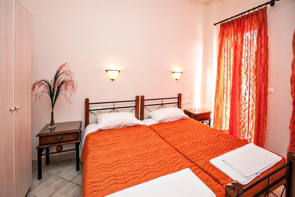 Hotel Arxontiko Tínos Esterno foto