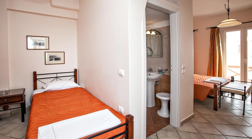 Hotel Arxontiko Tínos Esterno foto