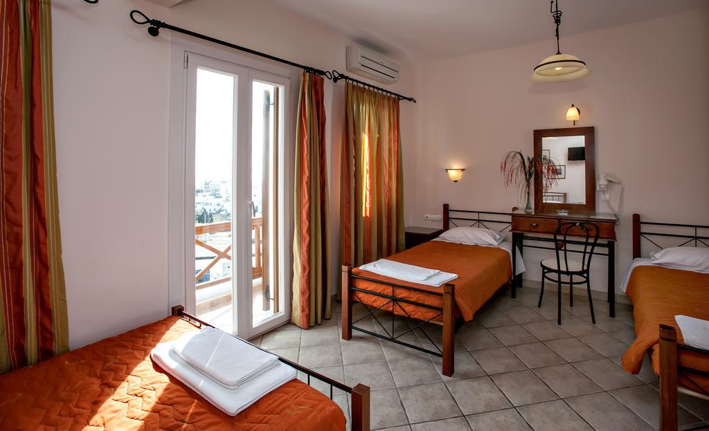 Hotel Arxontiko Tínos Esterno foto