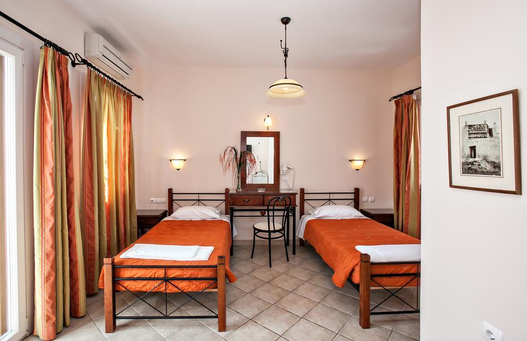 Hotel Arxontiko Tínos Esterno foto